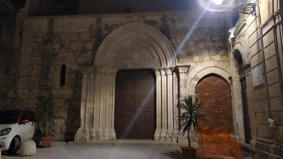 Siracusa Tour: Ortigia by Night in English - Ortigia by Night: why the evening tempo works
