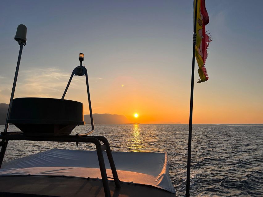 Sunset boat tour in Palermo - Price and value: does $113.27 feel fair for 2.5 hours?