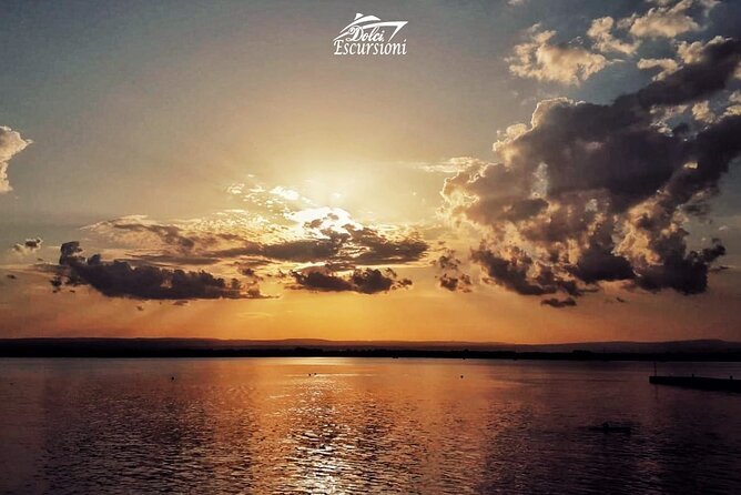 Sunset boat tour with aperitif and swimming break - Aperitif on a Sunset Cruise: More Than a Snack