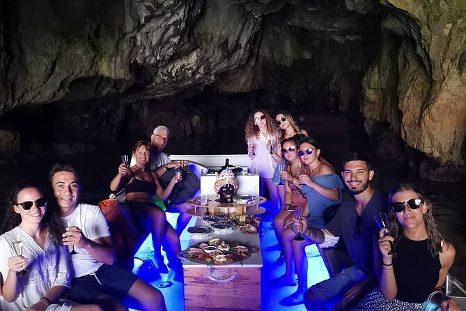 Syracuse Aperitif boat at Sunset island and sea caves - Grotta del Corallo and Grotta Dell’Amore: where the photos make sense