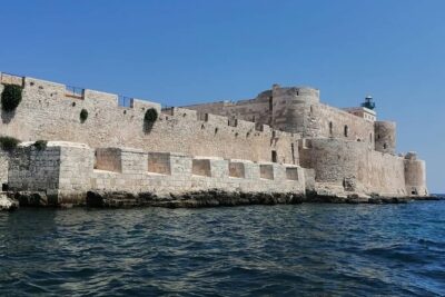 Syracuse Boat Excursion with Snorkeling to the Sea Caves - Entering Syracuse Sea Caves and the Stalactite Highlight