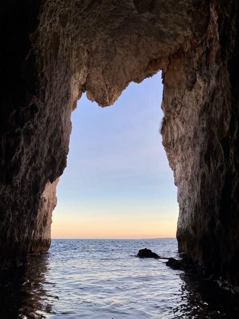 Syracuse: Boat tour Ortigia island,seacaves and Explanations - Price and Value: What You’re Really Paying For