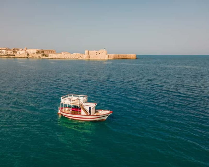 Syracuse: Boat Trip with Lunch, Wine, and Swimming Stops - Key things that make this boat trip worth your time