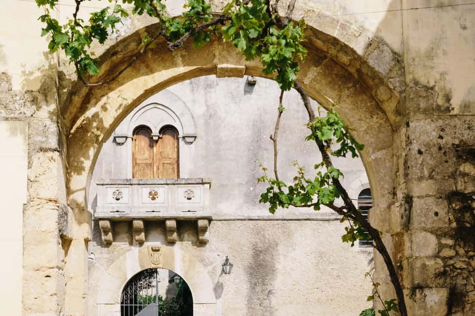 Syracuse: Exclusive Sicilian Wine Tasting Experience - A winery stop that feels like part of Syracuse, not just near it
