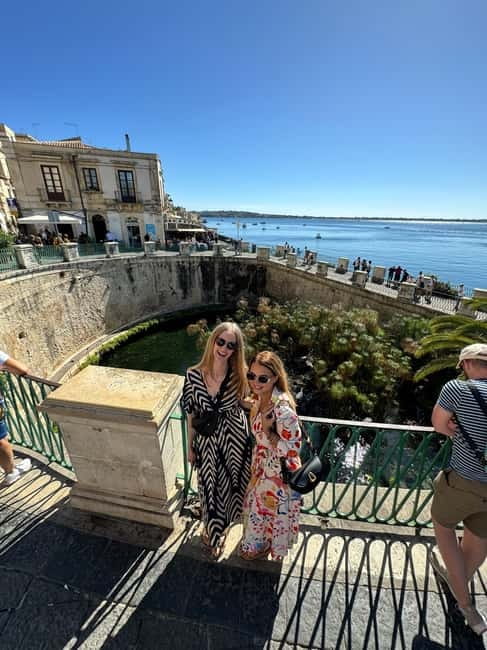 Syracuse, Ortigia and Noto: day tour with Pick-Up from Catania - Ortigia island: Baroque highlights, narrow alleys, and marketplace time
