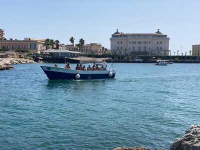 Syracuse: Ortigia and Sea Caves Excursion by Boat - Meeting Point: Finding Dolphin Excursion and Rental Fast