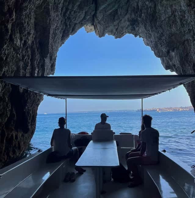 Syracuse: Ortigia Island and Sea Caves Boat Tour with Drinks - Key highlights at a glance