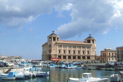 Syracuse Private Shore Excursion: Archaeological Park and Ortigia - Ortigia walking tour: old streets, easy pacing, cathedral optional