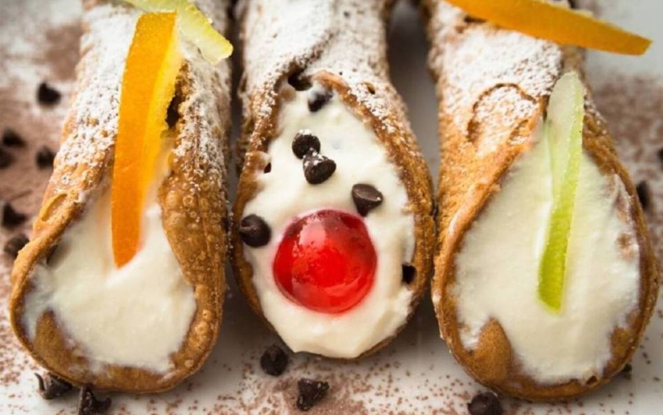 Syracuse: Sicilian Street Food Hands-On Cooking Class - Wine, water, and pacing: a 3-hour lunch that feels like a hang