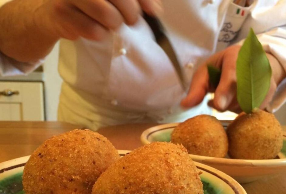 Syracuse: Sicilian Street Food Hands-On Cooking Class - Where you eat and what you actually get: lunch you can count on