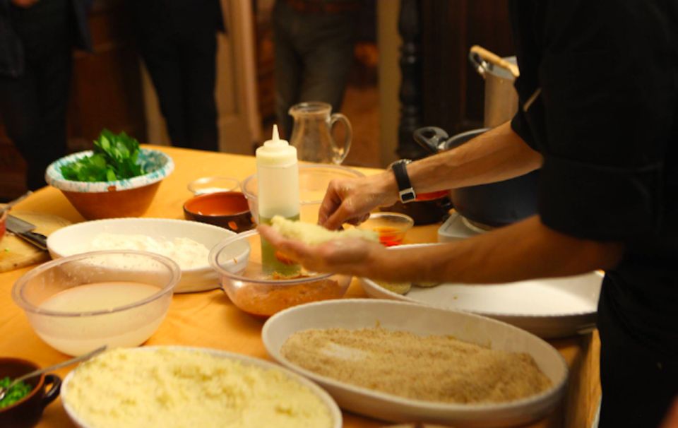 Syracuse: Sicilian Street Food Hands-On Cooking Class - Cooking time: arancini as a hands-on lesson, not a performance