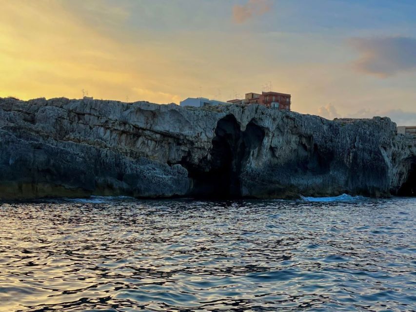 Syracuse: Sunset Aperitif Tour - The aperitif you came for: Sicilian bites plus Prosecco DOP