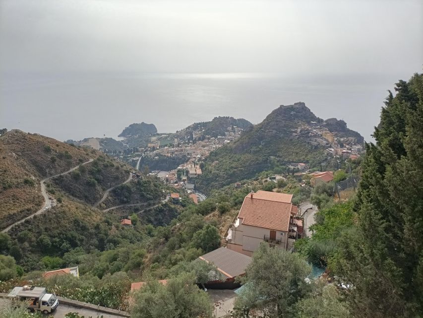 Taormina and Castelmola: Private tour - Food and Drinks Included: Cannoli, Arancini, Granita, and Coffee