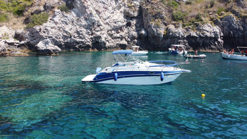 Taormina and Giardini Naxos 3/5/7 hours by PRIVATE BOAT - Taormina guided stops: short, focused, and timed for views