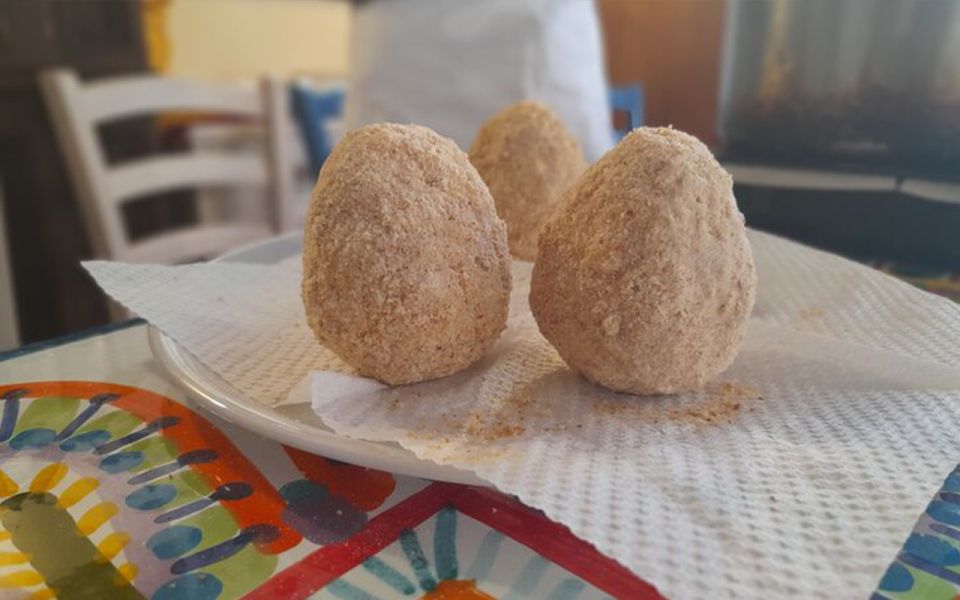 Taormina: Arancino Making Class with Drinks - Who this class suits best in Taormina
