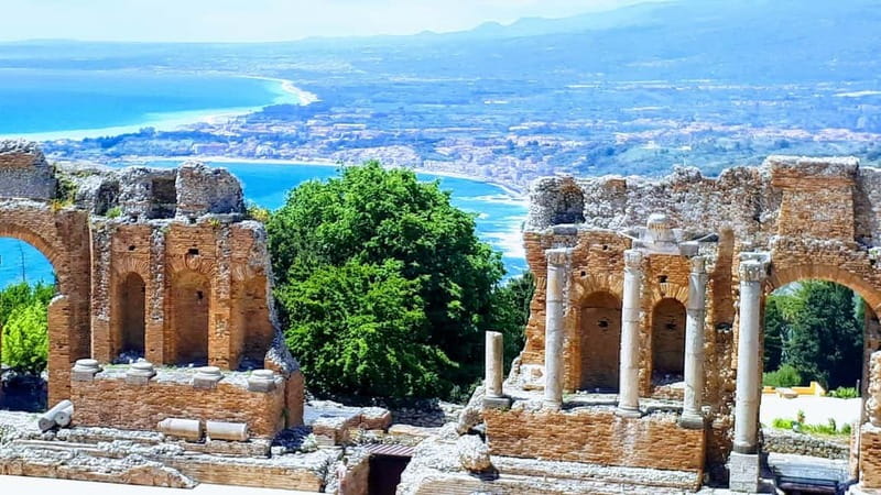 Taormina: Guided Walking Tour - Ancient Theatre + the town-and-Etna photo zone (the guided 1-hour portion)