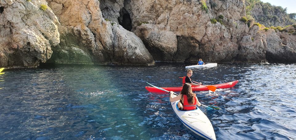 Taormina: Kayak Coastal Tour to Isola Bella and Blue Grotto - When to Go and What Weather Can Do