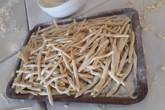 Taormina Pizza Making Class- From Messina - The guides and drivers: why the day feels easy