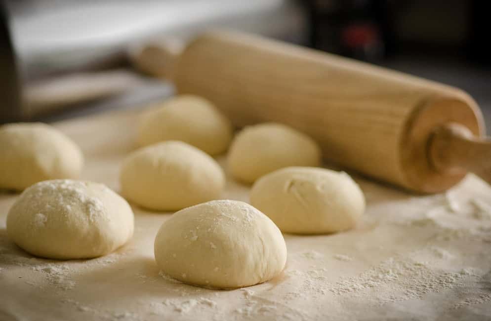 Taormina: Pizza Making Class with Lunch and Wine Tasting - Where You Meet: Porta Messina Is the Easy Target