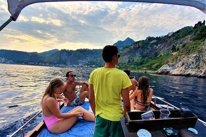 Taormina Sunset Aperitif on-Board - The route at a glance: how the stops are spaced