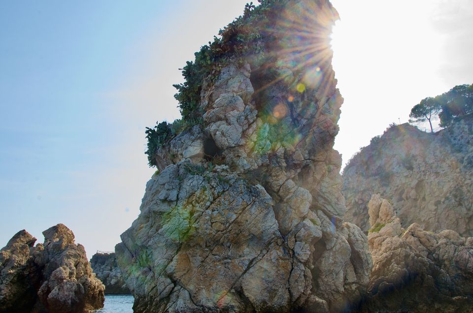 Taormina: White Lotus Tour - Snorkeling, Refreshments, and the On-Board Party Setup