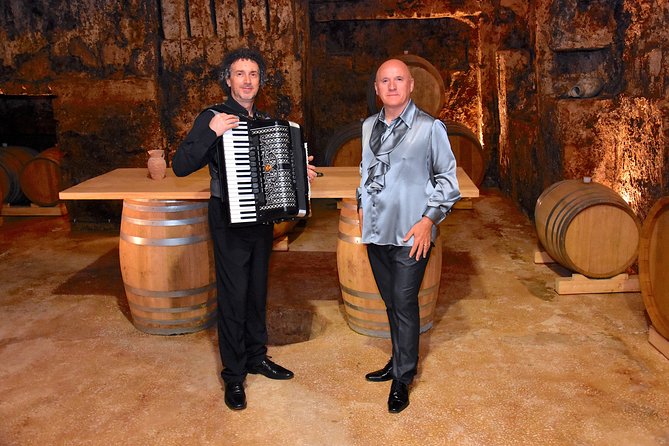 Tasting in the historic cellar of Marsala - Timing and weather: the practical reality in Sicily