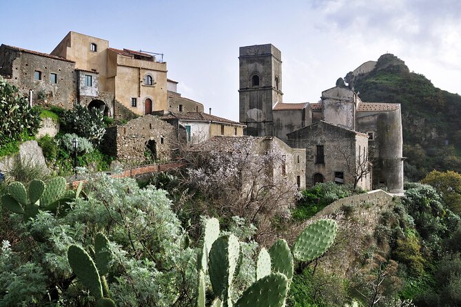 The Godfather and Taormina Tour from Messina - Quattro Fontane di Taormina: the Minotaur fountain in 10 minutes