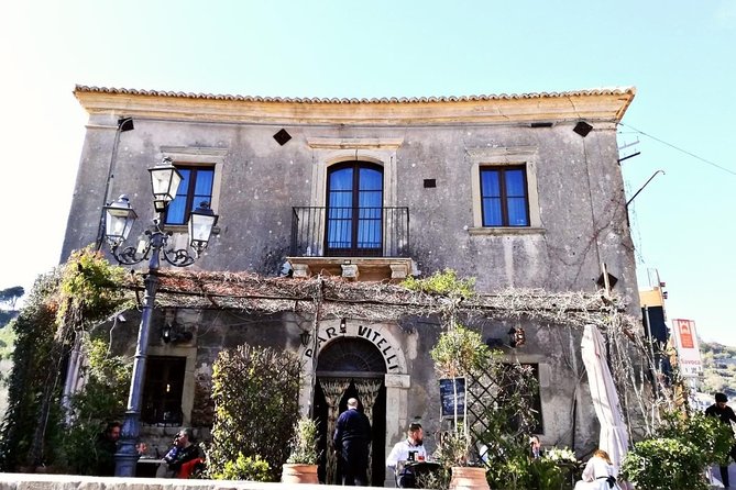 The Godfather movie tour from Catania - Taormina time: shops, food breaks, and Isola Bella from above