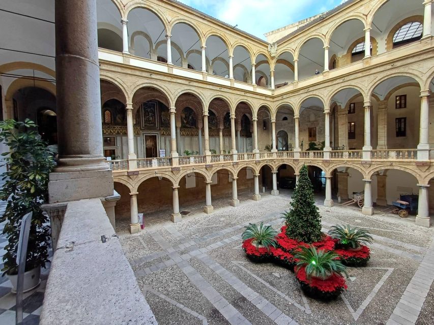 Tour Cappella Palatina e palazzo Reale: patrimonio Unesco - The Chinese style queen chamber and Frederick II’s impact