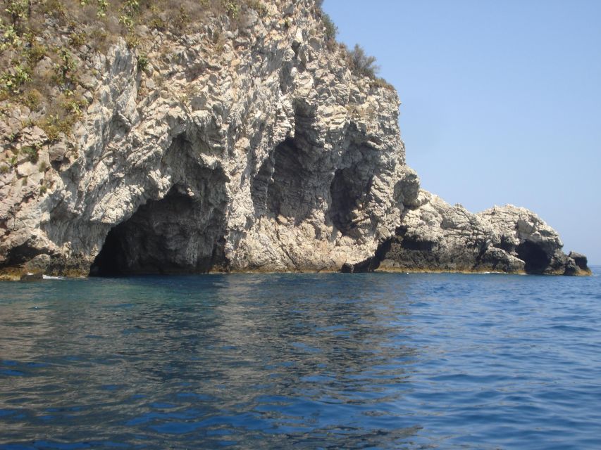 Tour di Giardini Naxos/Taormina, Isola Bella, Grotta Azzurra - Final Call: Should You Book This Boat Tour?