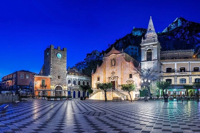 Tour ETNA-TAORMINA-ISOLA BELLA - How a 10:00am Catania Start Sets the Pace