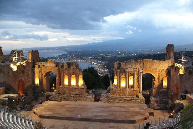 Tour ETNA-TAORMINA-ISOLA BELLA - Walking Etna’s Silvestri Craters Around 2,000 M