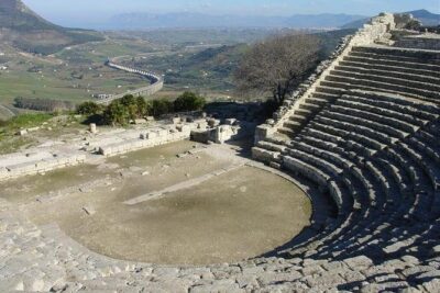 Tour from Palermo to Segesta, Erice, Trapani salt pans - Private pickup in Palermo and how the day’s timing really feels
