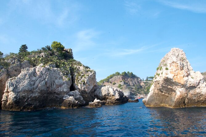 Tour to Baia di Taormina, Isola Bella and Naxos - Price and value: about $54.07 for 2 hours on the sea