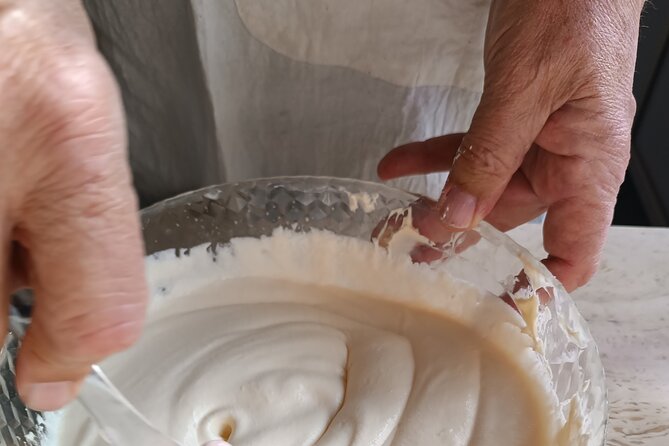Traditional Sicilian Recipes in Palermo - Dessert: seasonal fruit jelly for a lighter Sicilian finish