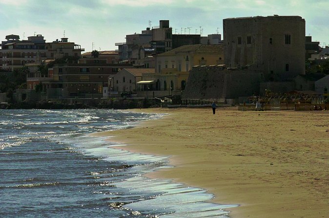TRANSFER from Catania (wherever) to Pozzallo Port (or vice versa) - Driver communication: English help when you need it most