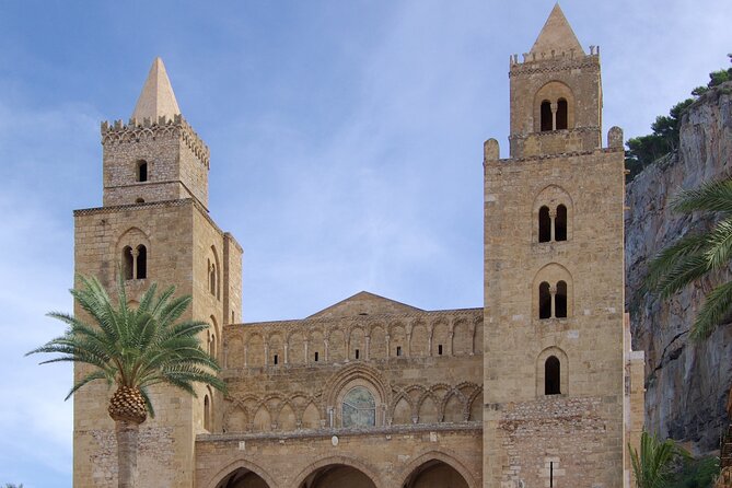 Transport from Palermo airport to Cefalù - What the ride includes: Wi‑Fi, water, towels, and real luggage help