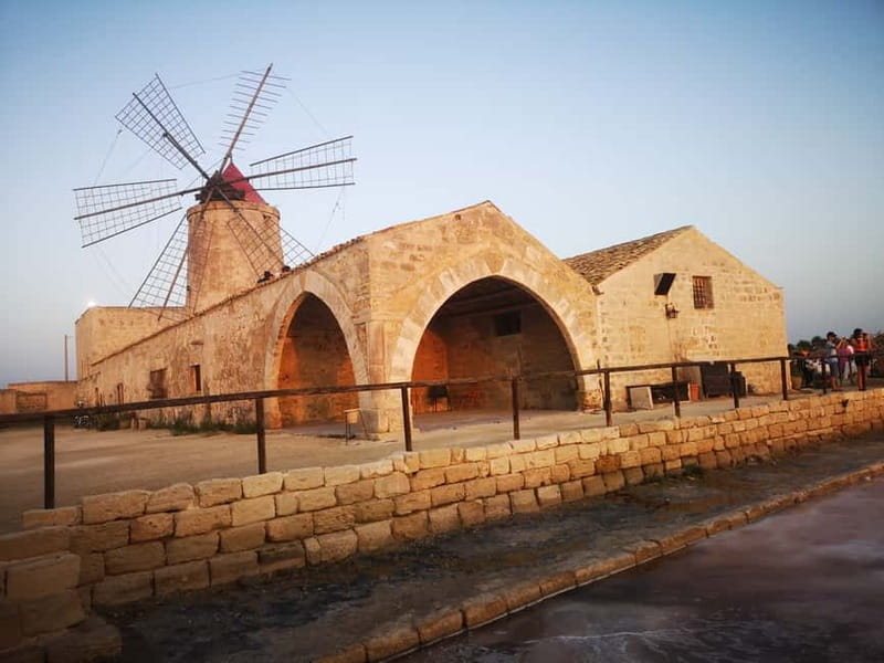 Trapani: 2-Hour Salt Flats Tour - Food tasting at the secret stop: a simple, local finish