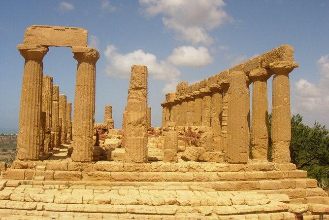 Valley of the Temples and Villa Romana del Casale Day Trip from Taormina - Villa Romana del Casale: Roman Mosaics at Your Pace