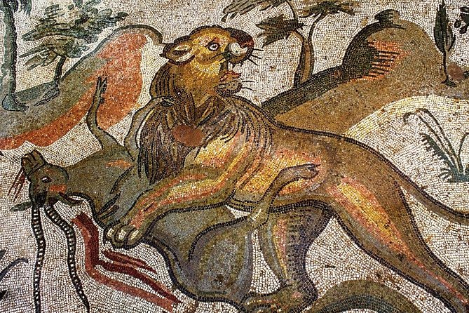 Valley of the Temples and Villa Romana del Casale Day Trip from Taormina - Lunch Break and How to Handle the Restroom Situation