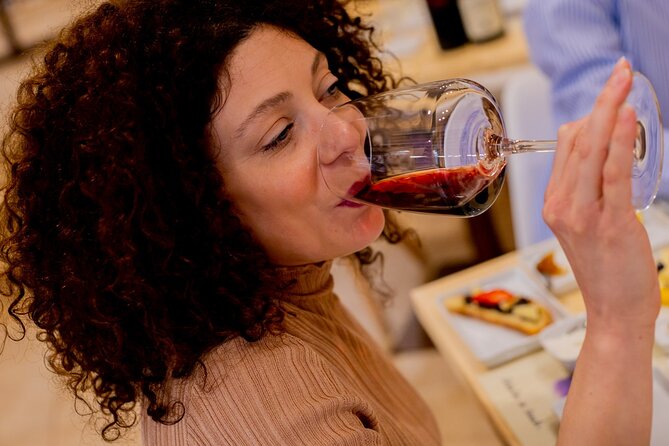 Wine tasting in the historic center of Catania - Key things to know before you go